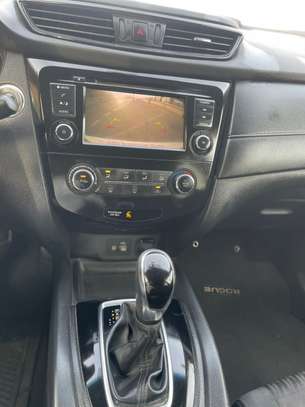 NISSAN ROGUE 2018 image 8