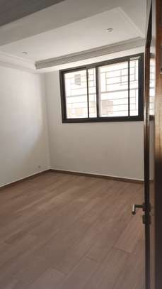 Studio à louer aux mamelles image 8