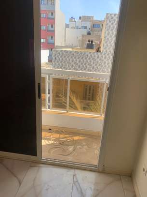 Location Duplex 4 chambres salon Batrain image 7