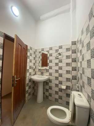 Appartement F3 aux almadies image 3