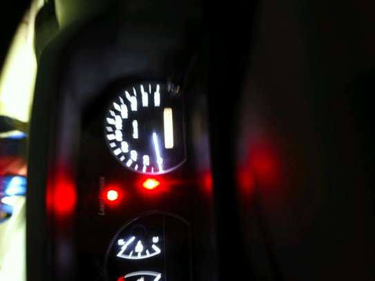 Land cruiser 76 image 7