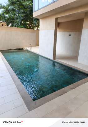 Corniche almadies appt duplex 2chb avec jardin image 9