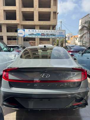 Hyundai Elantra 2020 Gris Métallisé Berline image 5