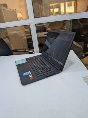 HP laptop 14 AMD Athlon 4g de ram 128 image 4