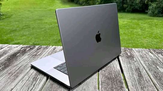 MacBook Pro 16' M1 Pro image 3