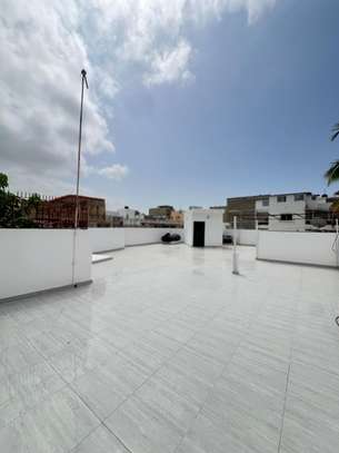 Maison à vendre aux Almadie derrière Philippe Moris image 13