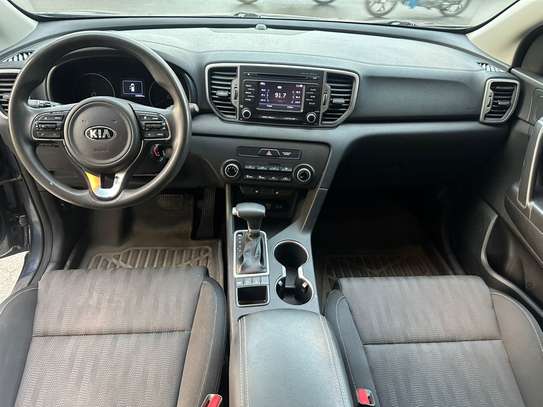 Kia sportage 2018 clean title image 2