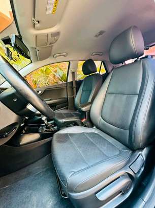 Kia stonic Année 2019 image 9