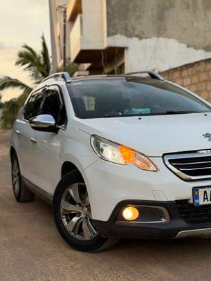 Peugeot 2008 essence image 10