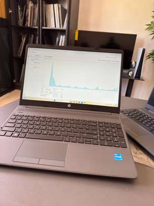 Hp i5 11th gen / ssd 256gb / 16gb ram image 4