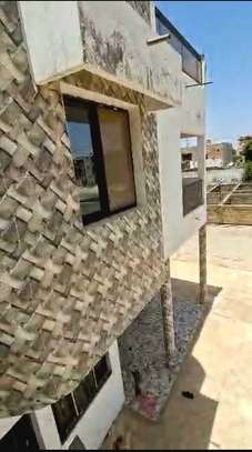 SUPERBE VILLA R+1 TIVAOUANE OUOLOF (THIES) image 5