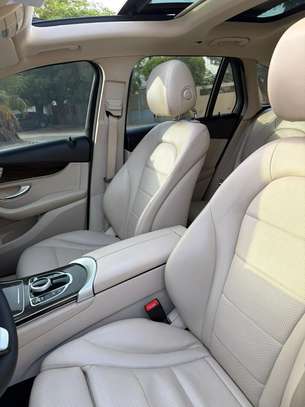 mercedes glc 2018 upgrade 2022 image 9