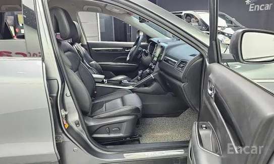 RENAULT  QM6 🔘 Année : *2017 🔘 image 6
