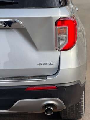 FORD EXPLORER LIMITED ANNÉE 2021 4C 2.3L image 4