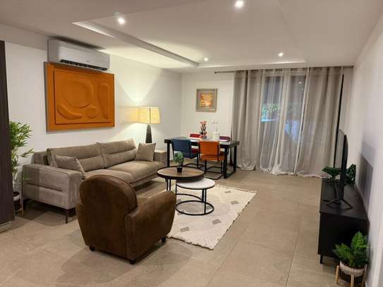 Appartement F2 meublé avec jardin aux Almadies image 10