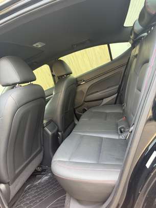 Hyundai Elantra Sport image 5