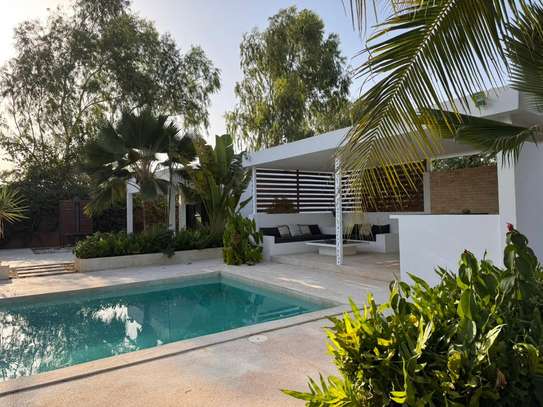Belle villa meublée a vendre a Nguerigne image 11