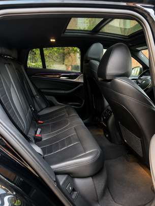 BMW x4 2019 image 5