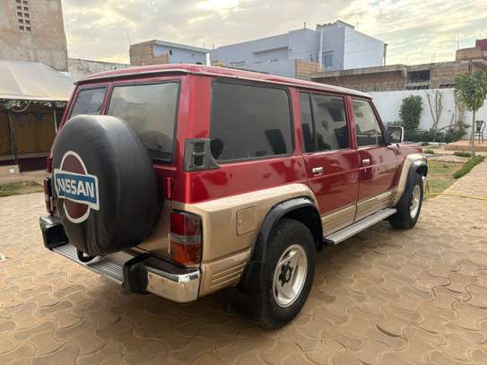 Nissan Patrol Y60 SUPER SAFARI image 6