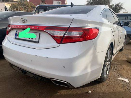Location Voiture de luxe Hyundai Grandeur image 7
