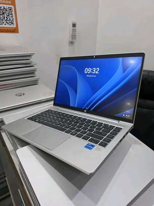 HP ProBook 440 G8 image 3