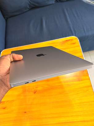 MacBook Pro M1 13-inch image 5