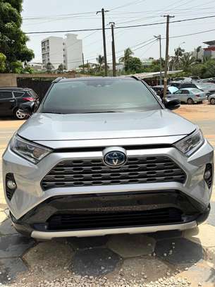 Toyota Rav 4XSE Hybride image 5