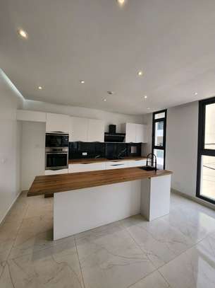 Appartement f4 haut standing aux mamelles image 9