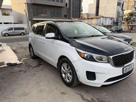 kia sedona 2018  7 places image 2