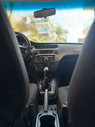 Peugeot 301 2019 image 3