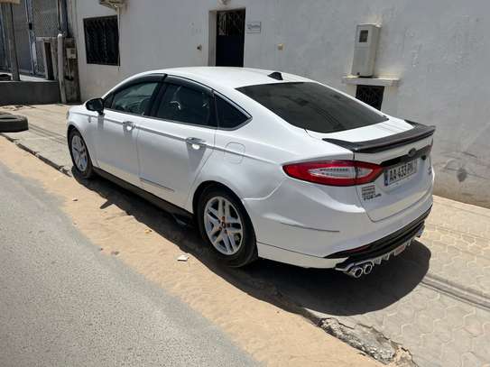 Ford fusion image 6