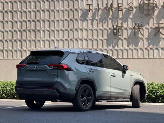 Toyota Rav4 Hybride image 12