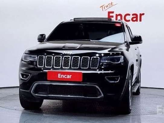 Jeep Grand Cherokee 2017 full options image 11
