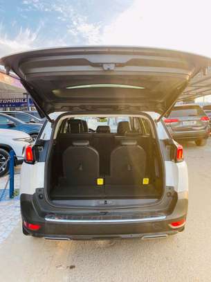 Peugeot 5008 2019 7 place image 13