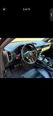 Porsche Cayenne S coupé image 6