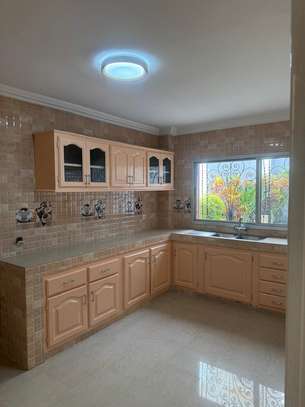 Un grand appartement a louer a Ngor image 4