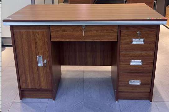 Table bureau image 2