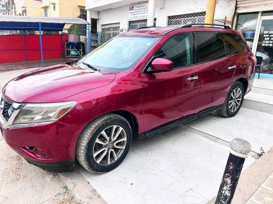Nissan Pathfinder image 8
