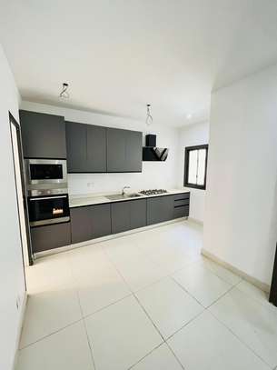 Appartement F4 avec Balcon à Louer à la Cité Keur Gorgui image 13