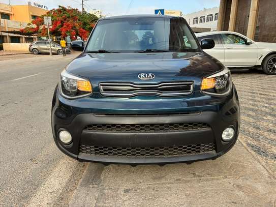 KIA SOUL image 2