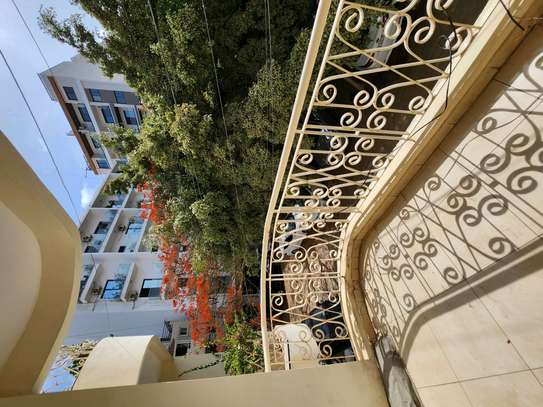 Appartement de 3 chambres et salon  à Mermoz image 12
