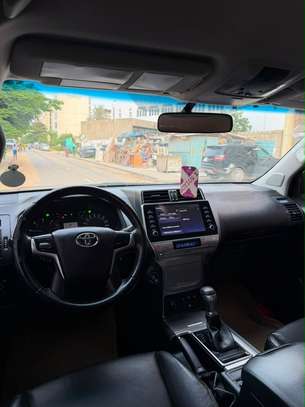 TOYOTA LAND CRUISER PRADO  ANNÉE 2023 image 6