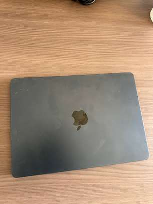MacBook Air M2 2022 image 2