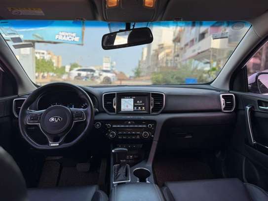 Location SUV image 3