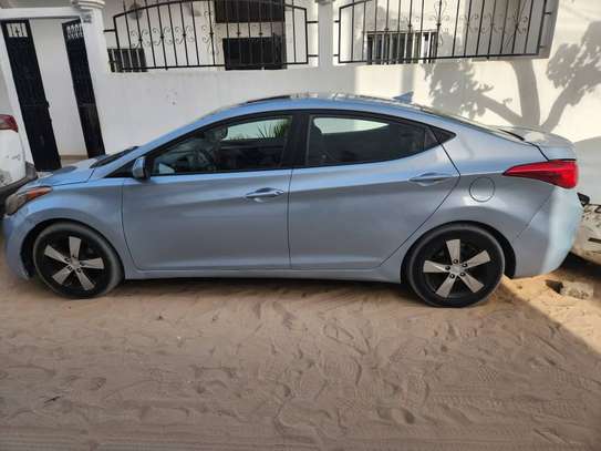 HYUNDAI ELANTRA 2013 image 2
