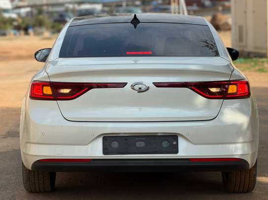 Renault sm6 image 8