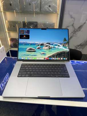 MacBook Pro M1 Pro 16 pouces Ram 16Go SSD 512Go image 2