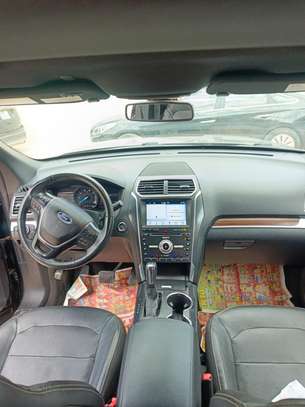 FORD EXPLORER 2017 image 10