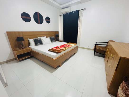 Appartement meublé aux Almadies image 12