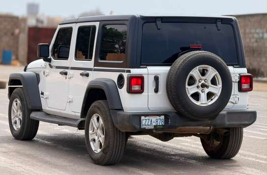Jeep wrangler 2023 image 6